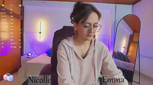 Emma11 online show from March 11, 10:31 pm