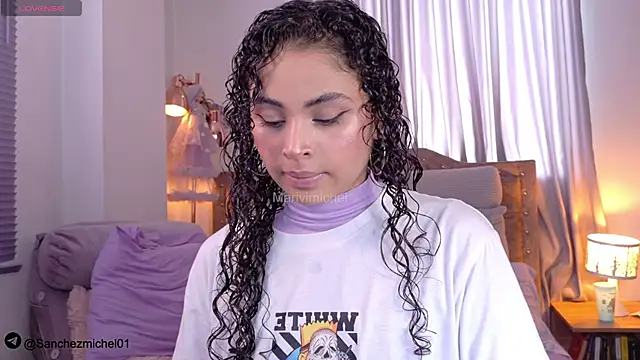 Marivimichel1 online show from October 27, 7:07 pm