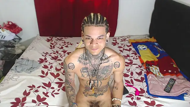 Snapshot of hot_man05 chatting on February 20, 8:03 pm hot man05 online show from February 20, 8:03 pm