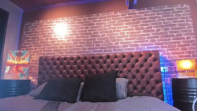 Thomas May4rs online show from February 20, 4:28 am