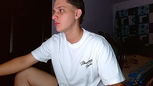 Thomas May4rs online show from November 6, 8:04 am