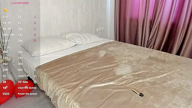 Nikki Kai online show from February 20, 7:55 am