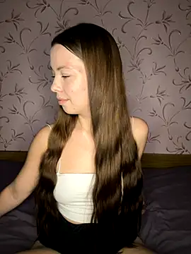 Snapshot of Arielle_Swan chatting on November 29, 1:47 pm Arielle Swan online show from November 29, 1:47 pm