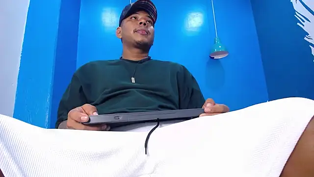 Saipadpuer30 online show from February 24, 3:33 am