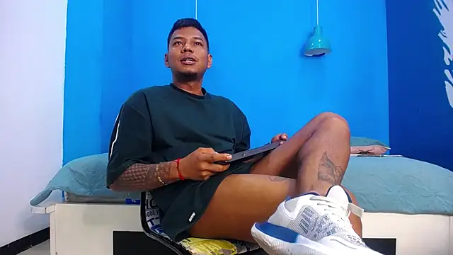 Saipadpuer30 online show from March 18, 3:42 pm