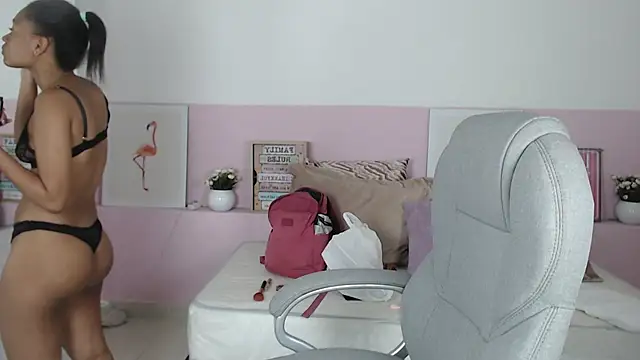 brendathompson  online show from March 4, 3:26 pm