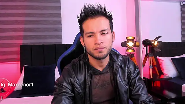 Max Conor1 online show from March 8, 10:11 am