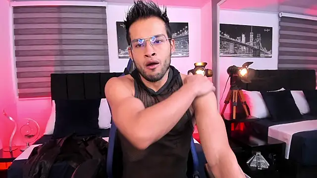 Max Conor1 online show from March 13, 11:41 am