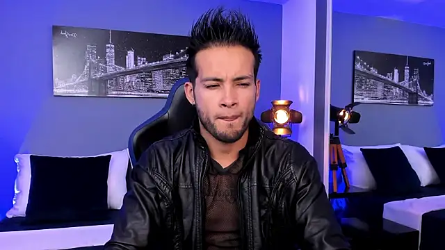 Max Conor1 online show from September 9, 11:54 am