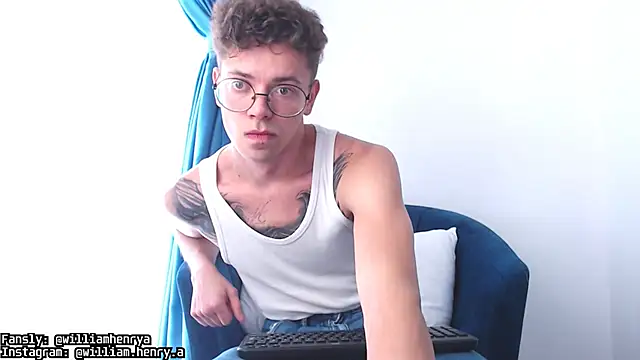 William Henry  online show from February 7, 3:01 am