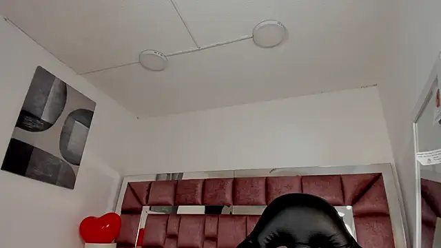 tamararose1 online show from November 22, 10:20 pm