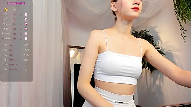 Snapshot of jackp0t__ chatting on February 23, 2:29 am jackp0t online show from February 23, 2:29 am