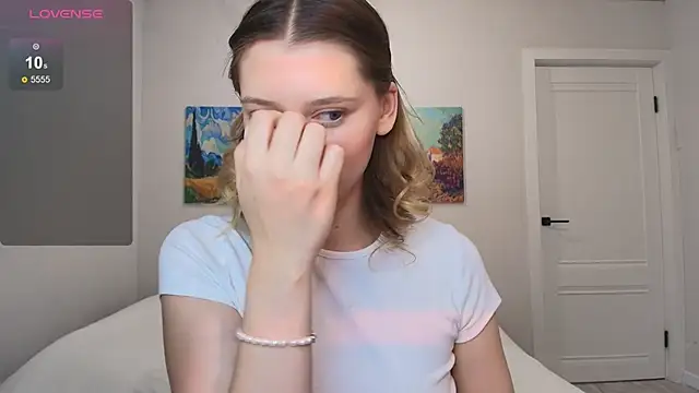 Snapshot of jackp0t__ chatting on November 19, 11:10 am jackp0t online show from November 19, 11:10 am