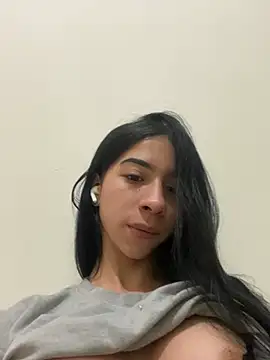 sara lopee1 online show from January 30, 1:00 am