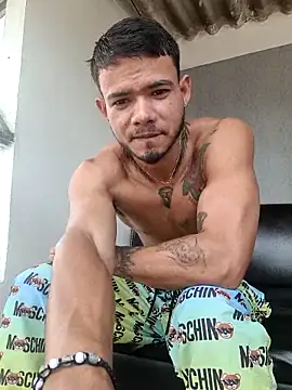 Niick01  online show from September 25, 5:27 pm