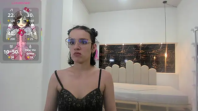 Annyrosee online show from September 13, 8:52 pm