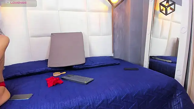 Arah issaa online show from November 3, 10:21 pm