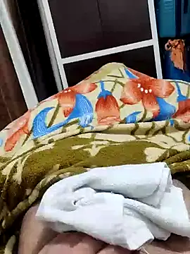 Snapshot of Hot_funky_boy chatting on February 7, 7:27 pm Hot funky boy online show from February 7, 7:27 pm