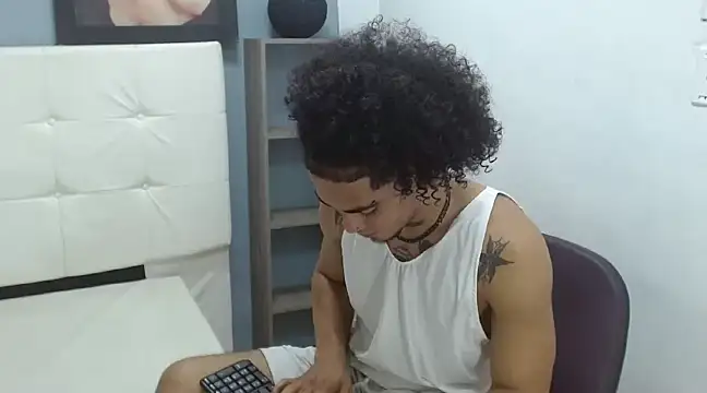 LihanJor 23 online show from February 7, 6:35 am