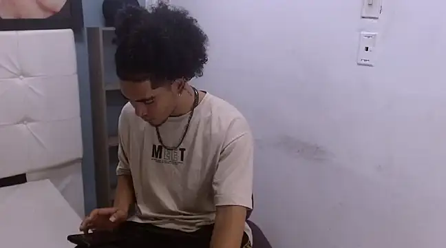 LihanJor 23 online show from February 11, 3:50 am