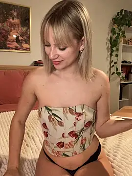 rileylovesyou online show from February 17, 2:53 am