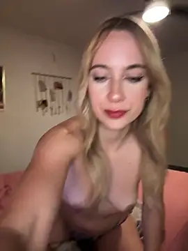 rileylovesyou online show from September 30, 2:38 am