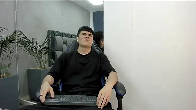 roan birkin online show from November 19, 7:47 pm