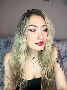 Snapshot of Lally_Valencia__ chatting on February 20, 8:06 am Lally Valencia online show from February 20, 8:06 am