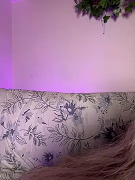 Snapshot of Lally_Valencia__ chatting on March 21, 5:43 am Lally Valencia online show from March 21, 5:43 am