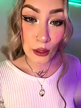 Snapshot of Lally_Valencia__ chatting on September 11, 6:02 am Lally Valencia online show from September 11, 6:02 am