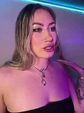 Snapshot of Lally_Valencia__ chatting on October 25, 6:10 am Lally Valencia online show from October 25, 6:10 am