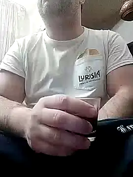 NAvoglia online show from February 21, 9:11 pm