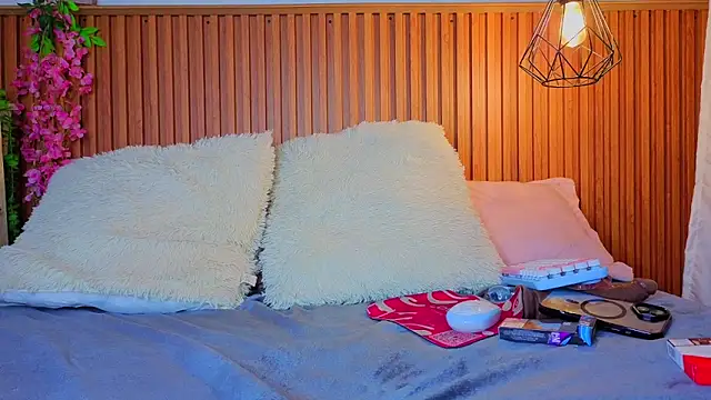 vicky bass online show from September 14, 10:42 pm