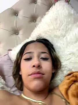 vicky bass online show from October 4, 4:10 am