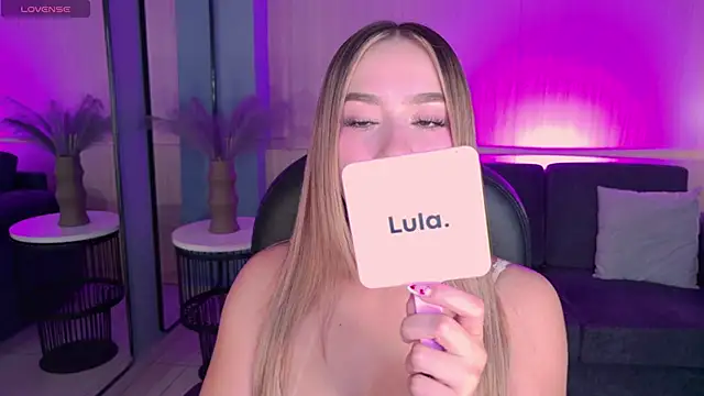 AmaiaHaywood online show from October 7, 4:42 am