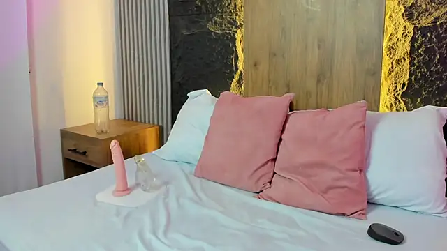 dalila harris online show from September 15, 7:25 pm