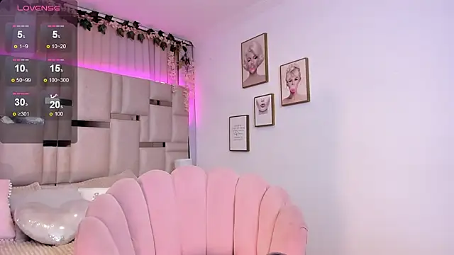 Daphne chers online show from February 21, 8:38 pm