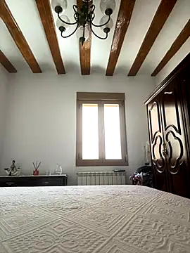 Snapshot of laarti chatting on October 16, 1:45 pm laarti online show from October 16, 1:45 pm