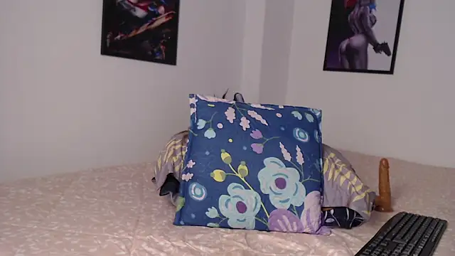 Snapshot of ariana_sweet87 chatting on March 19, 11:36 pm ariana sweet87 online show from March 19, 11:36 pm