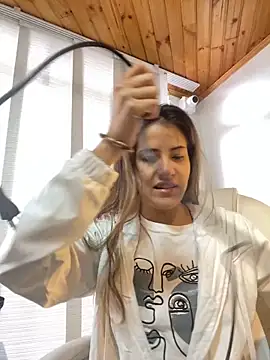 Andrea18 blonde online show from February 21, 1:55 pm