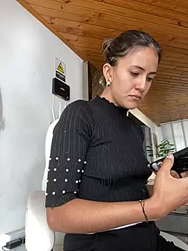 Andrea18 blonde online show from March 17, 1:39 pm