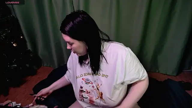 Viesicaa online show from March 9, 4:33 pm