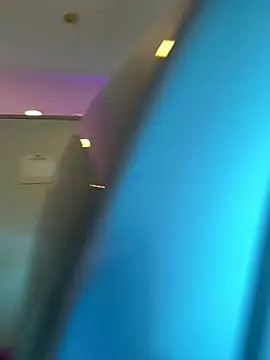 Lars-Lola online show from March 9, 10:30 am