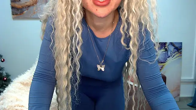 MissisCaty online show from February 3, 10:32 pm