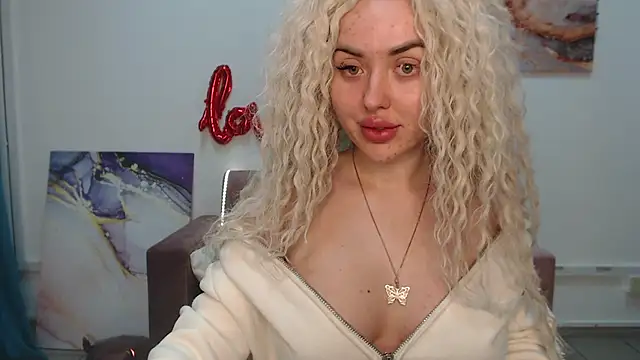 MissisCaty online show from February 8, 3:41 am