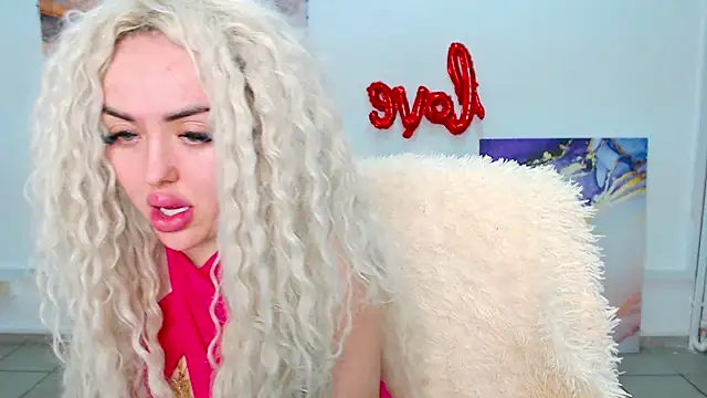 MissisCaty online show from February 20, 4:07 am