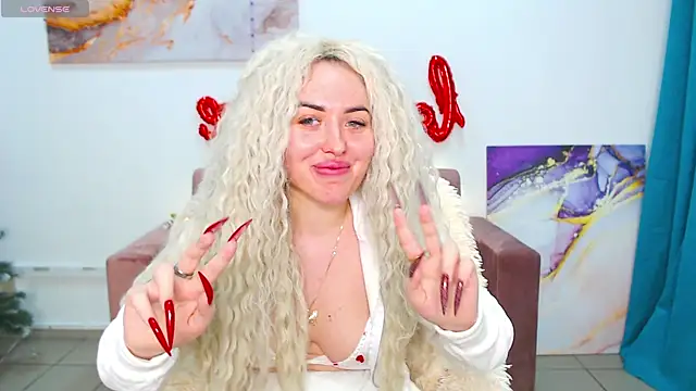 MissisCaty online show from February 23, 10:20 pm