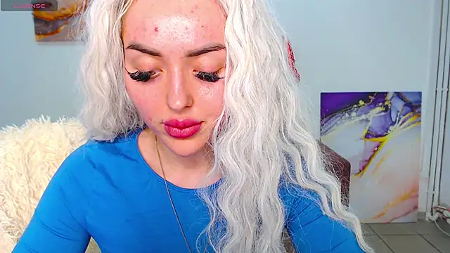 MissisCaty online show from March 11, 3:34 pm