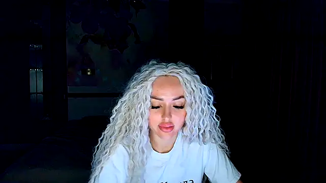 MissisCaty online show from September 14, 6:29 pm