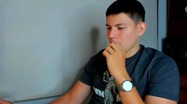 Snapshot of JamesCr_ chatting on February 20, 9:31 pm JamesCr online show from February 20, 9:31 pm